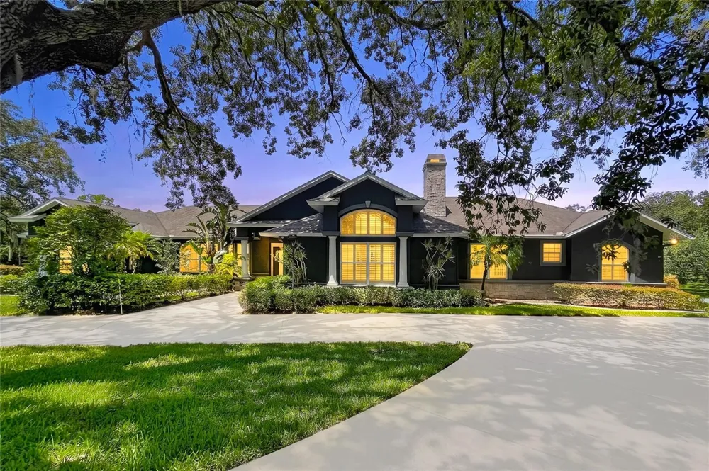 2918 MAGNOLIA TRACE Tarpon Springs, FL 34688