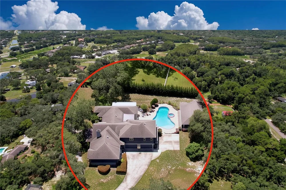 2918 MAGNOLIA TRACE Tarpon Springs, FL 34688