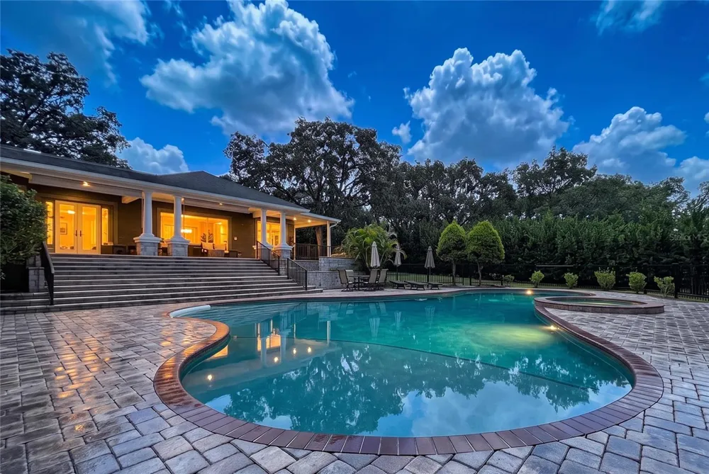 2918 MAGNOLIA TRACE Tarpon Springs, FL 34688