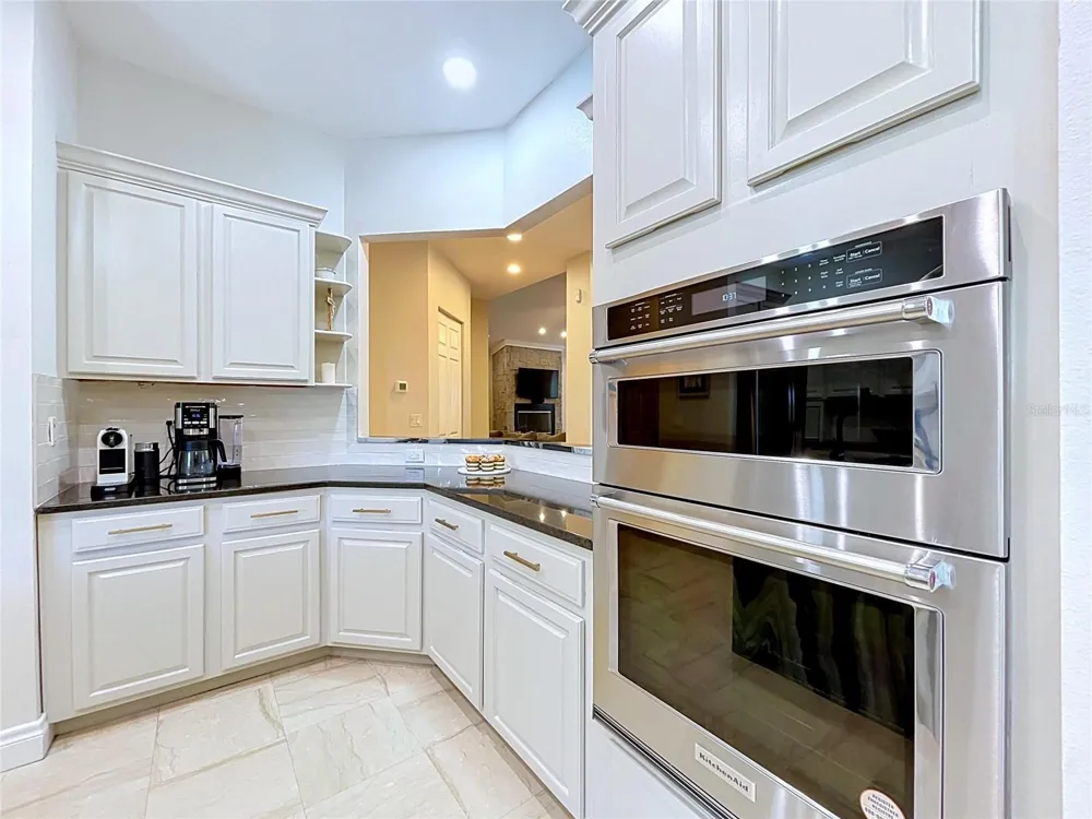 2918 MAGNOLIA TRACE Tarpon Springs, FL 34688