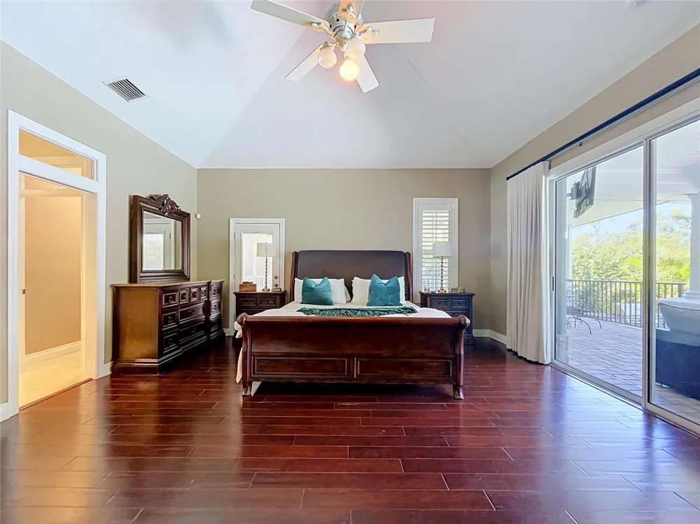2918 MAGNOLIA TRACE Tarpon Springs, FL 34688