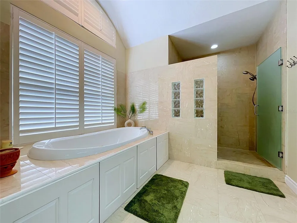 2918 MAGNOLIA TRACE Tarpon Springs, FL 34688