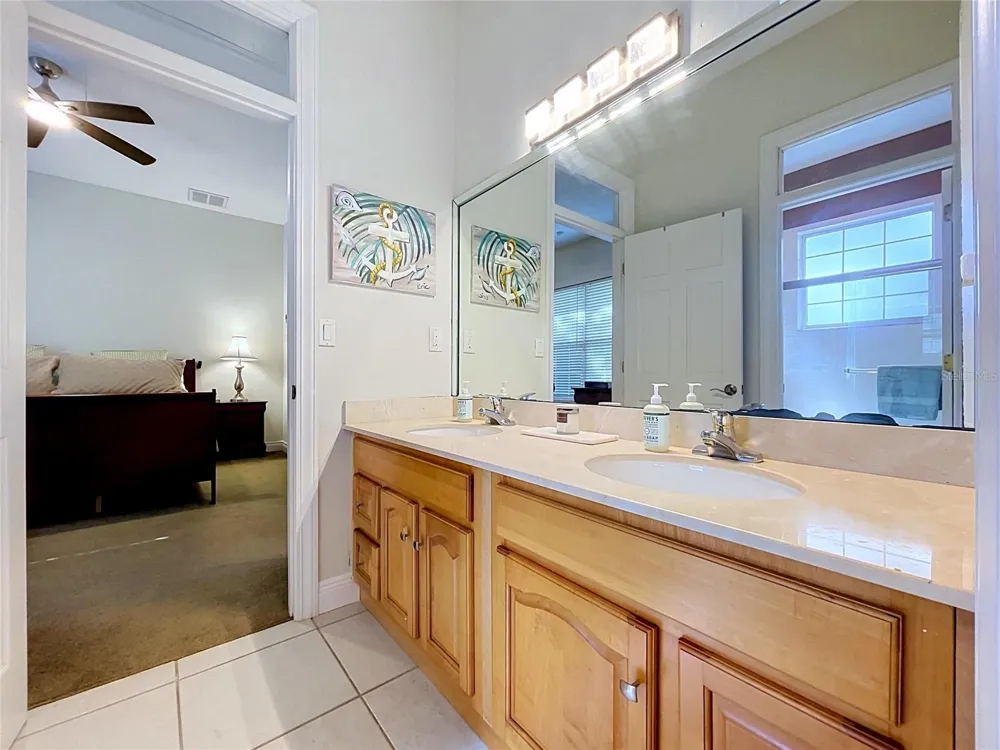 2918 MAGNOLIA TRACE Tarpon Springs, FL 34688