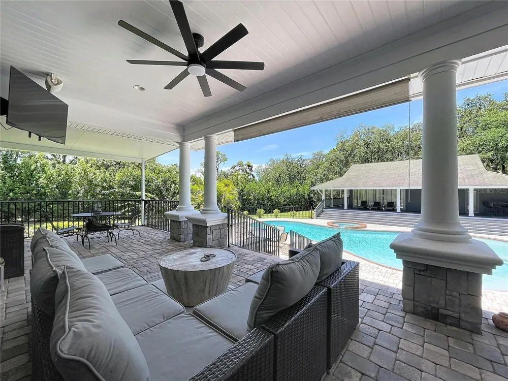 2918 MAGNOLIA TRACE Tarpon Springs, FL 34688