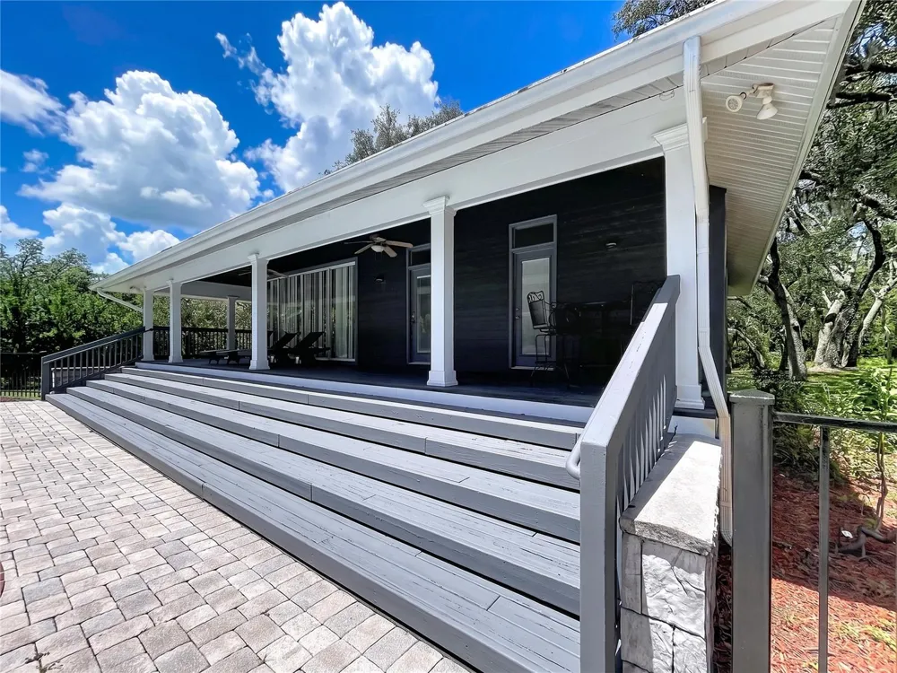 2918 MAGNOLIA TRACE Tarpon Springs, FL 34688