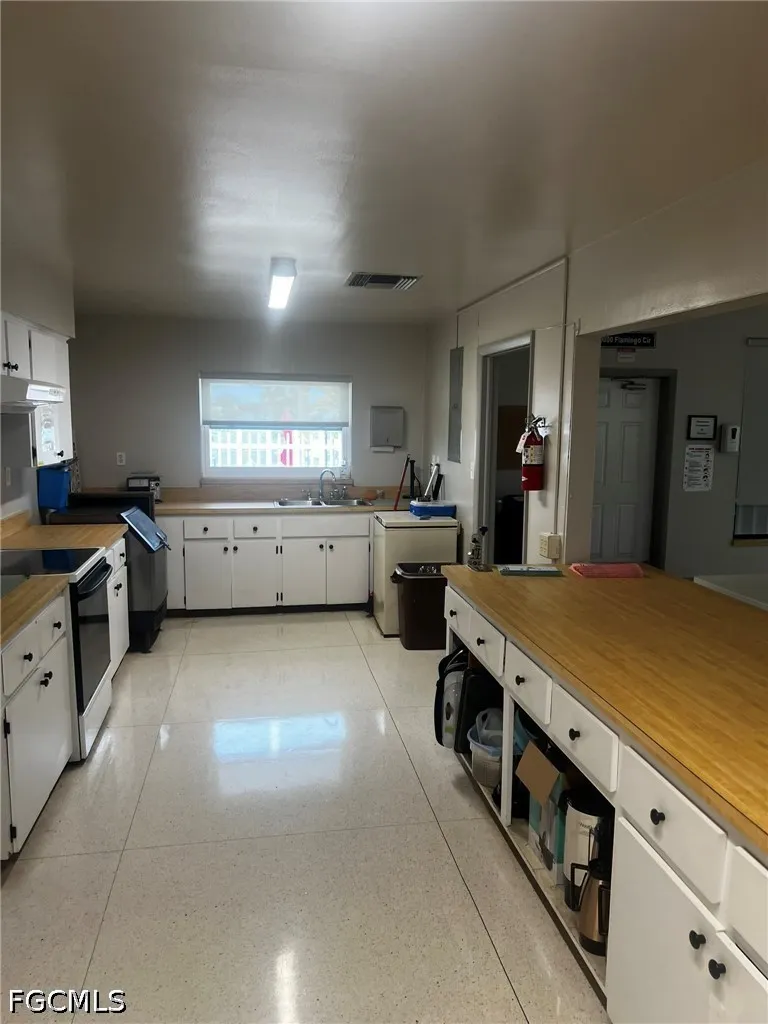 Rainbow Lane North Fort Myers, FL 33903