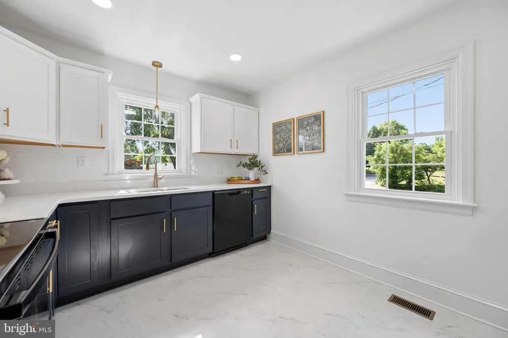 19929 JEFFERSON BOULEVARD Hagerstown, MD 21742