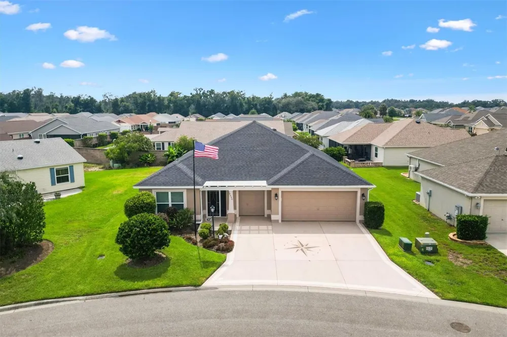 5996 DELPHINA LOOP The Villages, FL 32163