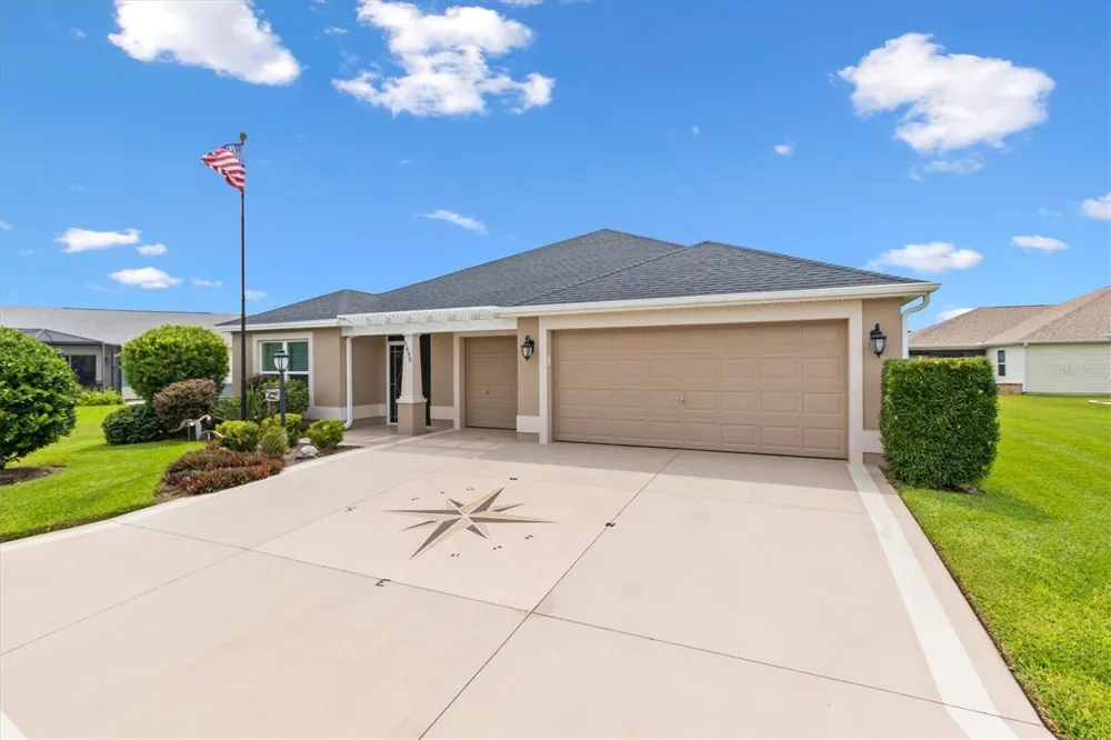 5996 DELPHINA LOOP The Villages, FL 32163