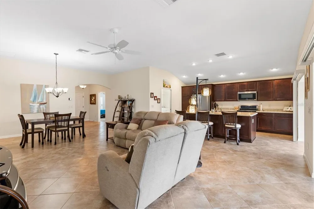 5996 DELPHINA LOOP The Villages, FL 32163