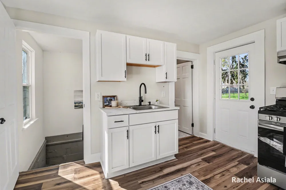 1203 4th Street Muskegon City, MI 49441