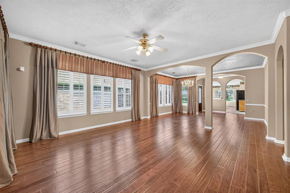 1407 Capri Place Lane Pearland, TX 77581