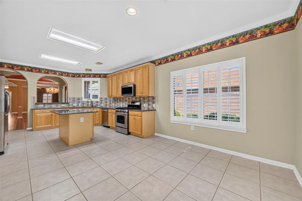 1407 Capri Place Lane Pearland, TX 77581