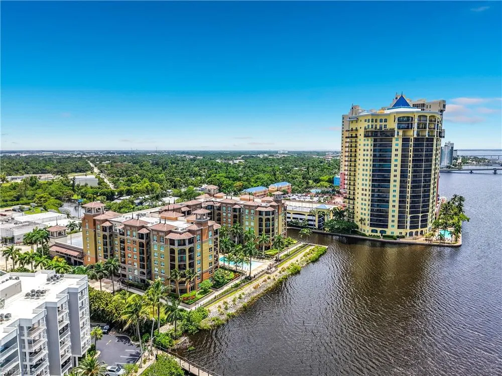 2825 Palm Beach Boulevard #216 Fort Myers, FL 33916