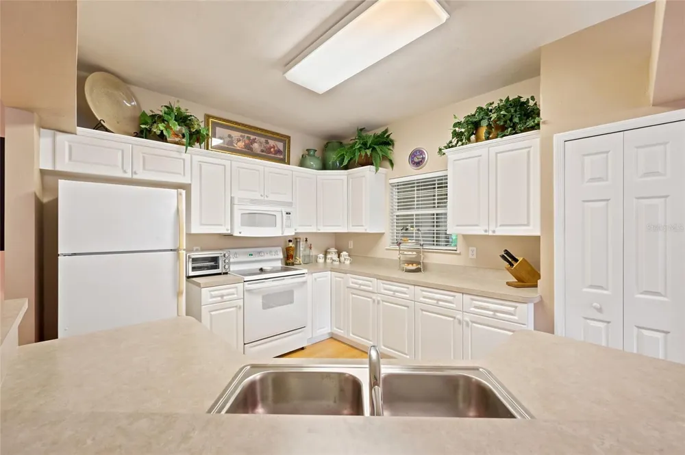 2760 NW 105TH DRIVE Gainesville, FL 32606
