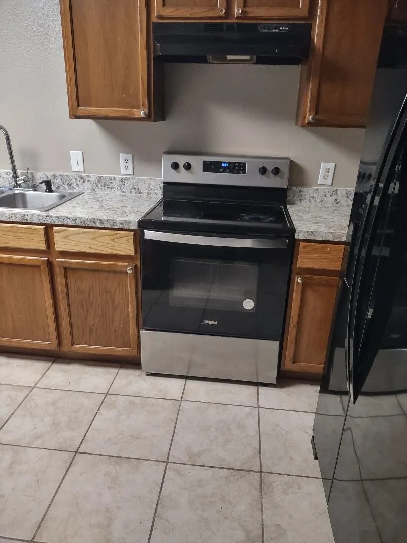1613 Wavecrest Drive Glenn Heights, TX 75154