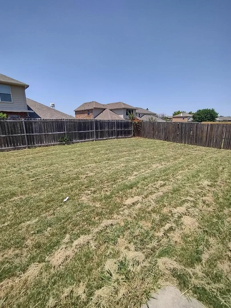 1613 Wavecrest Drive Glenn Heights, TX 75154