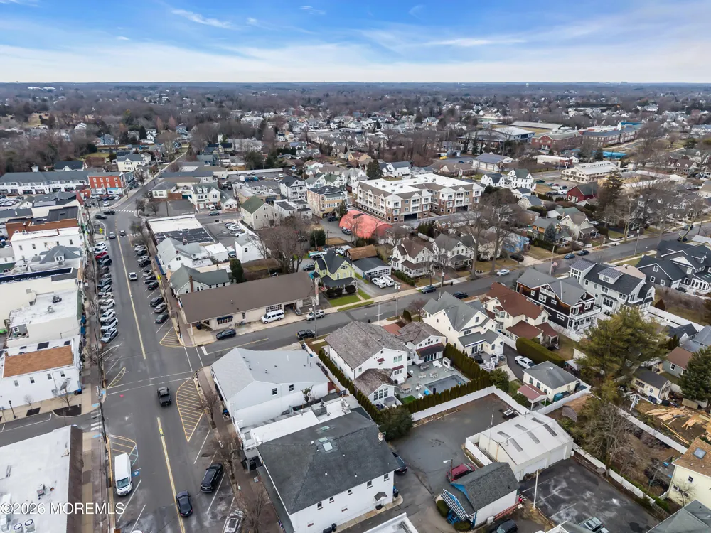 11 Pearce Avenue Manasquan, NJ 08736