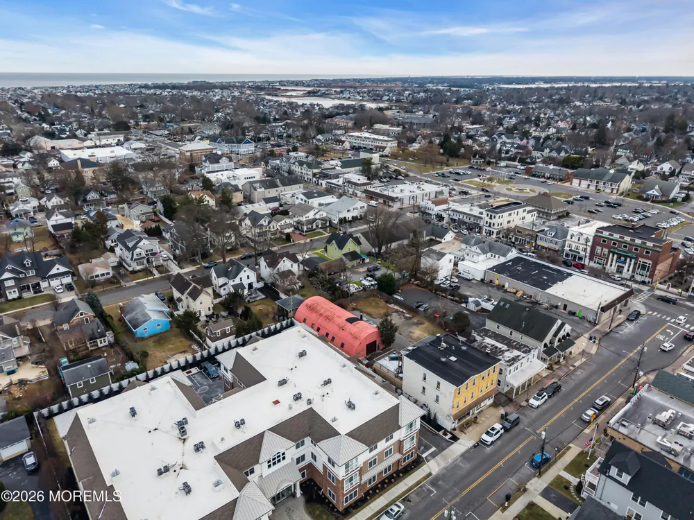 11 Pearce Avenue Manasquan, NJ 08736