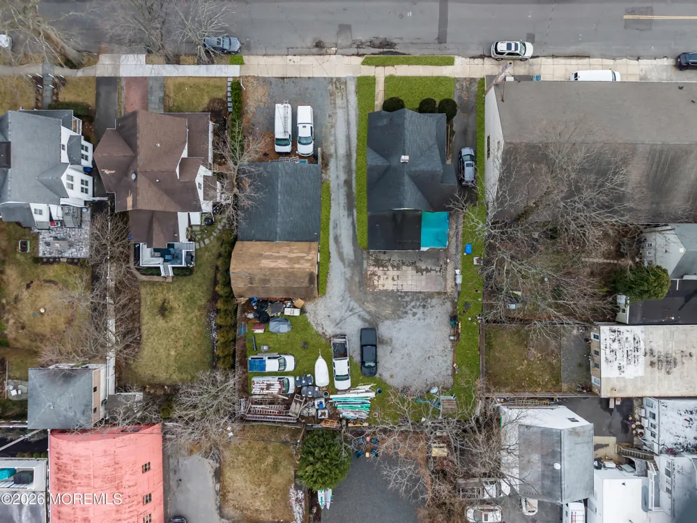 11 Pearce Avenue Manasquan, NJ 08736