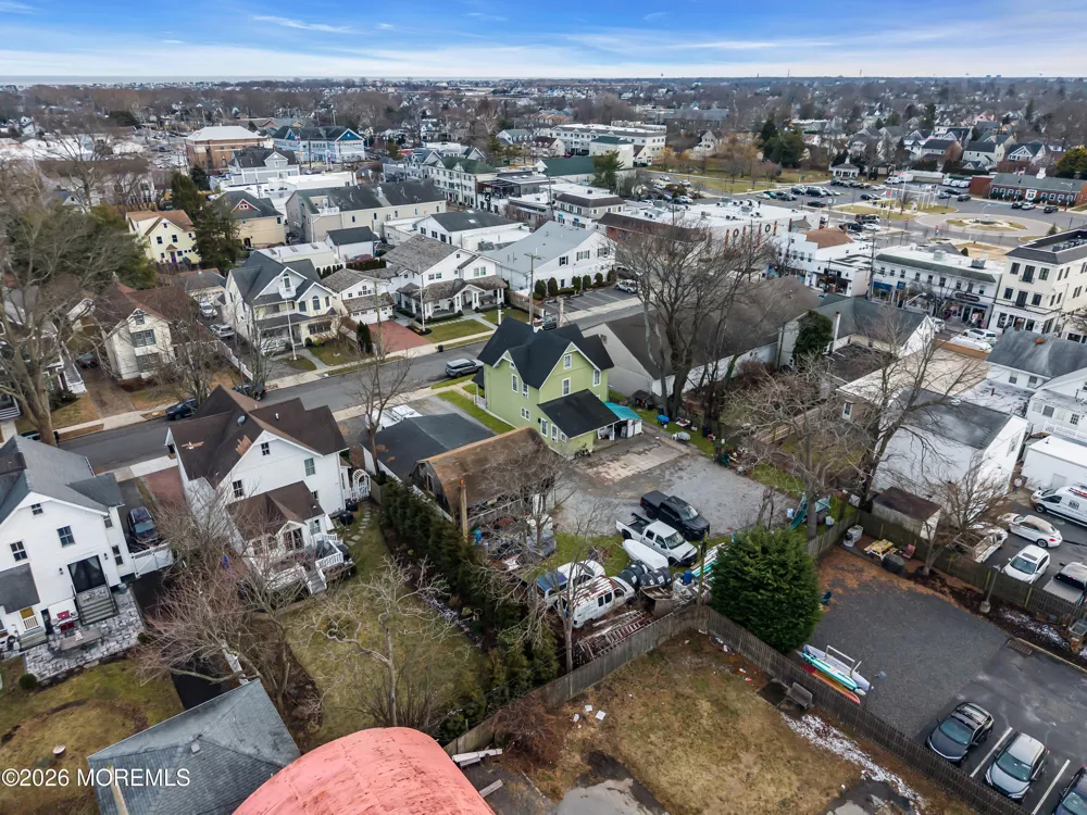 11 Pearce Avenue Manasquan, NJ 08736