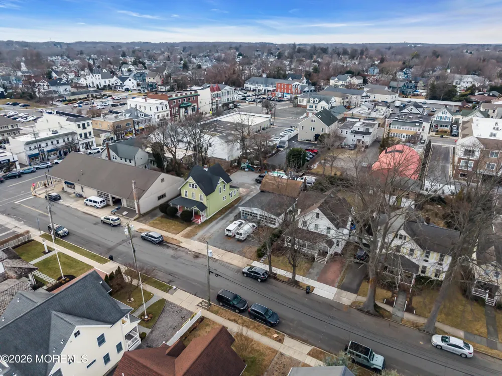 11 Pearce Avenue Manasquan, NJ 08736