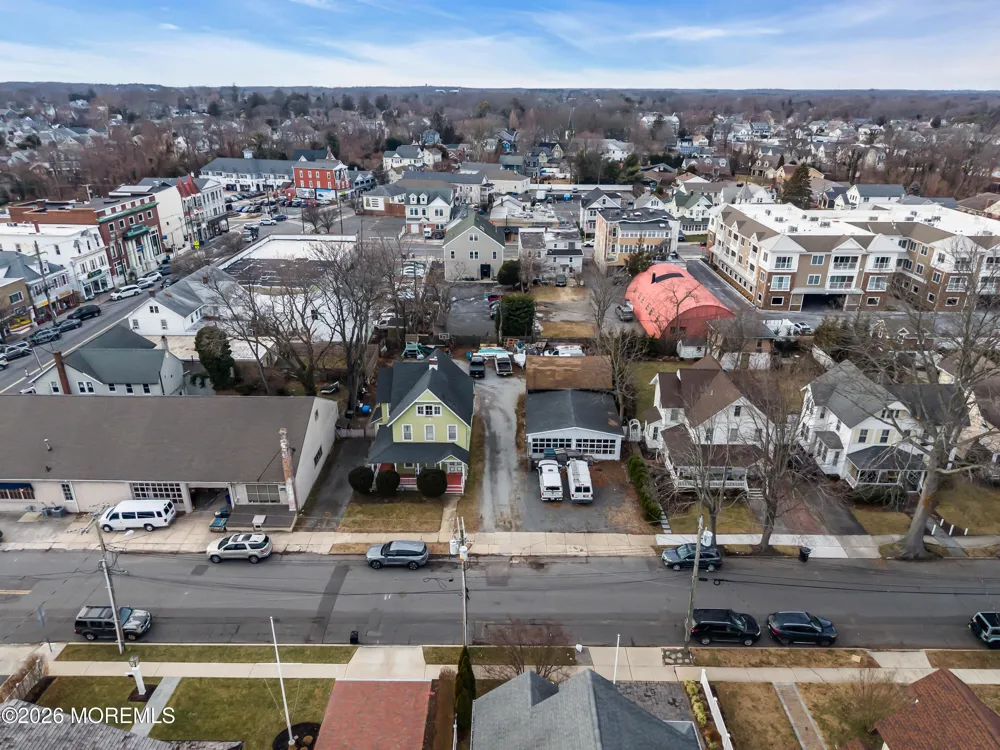 11 Pearce Avenue Manasquan, NJ 08736