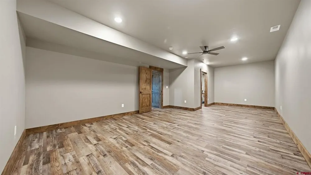 573 Crest Drive Cimarron, CO 81220