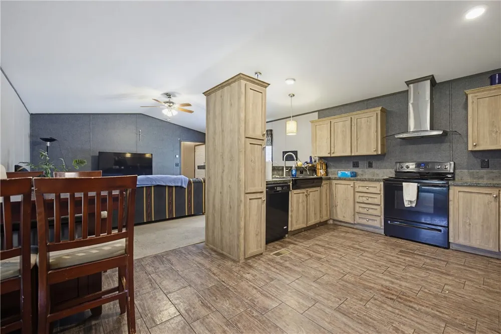 14652 Fm 1945 Sinton, TX 78387