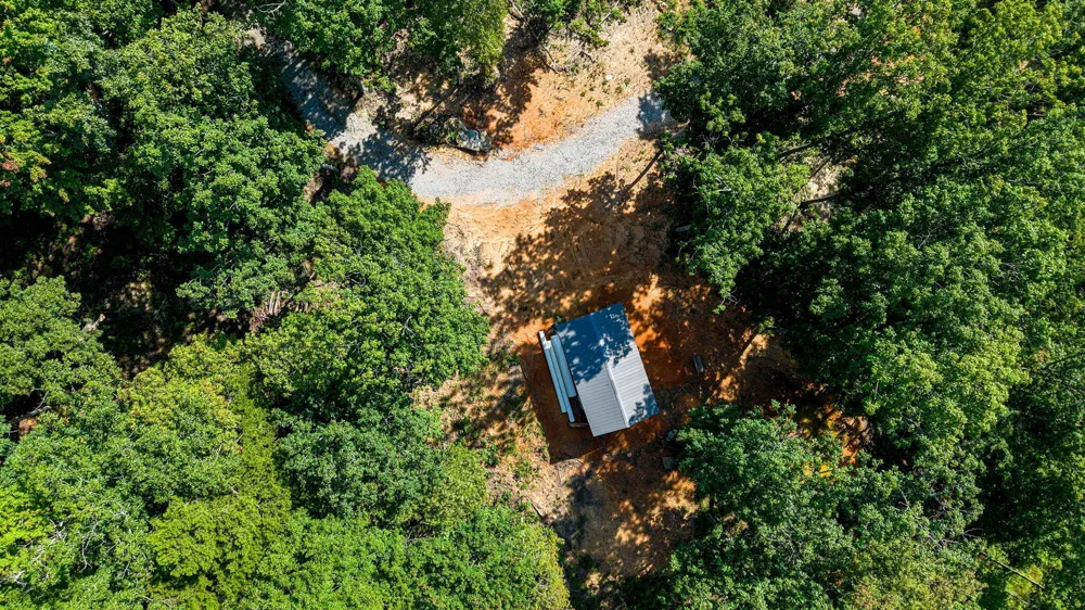 Lee Station Mountain Road Road Pikeville, TN 37367