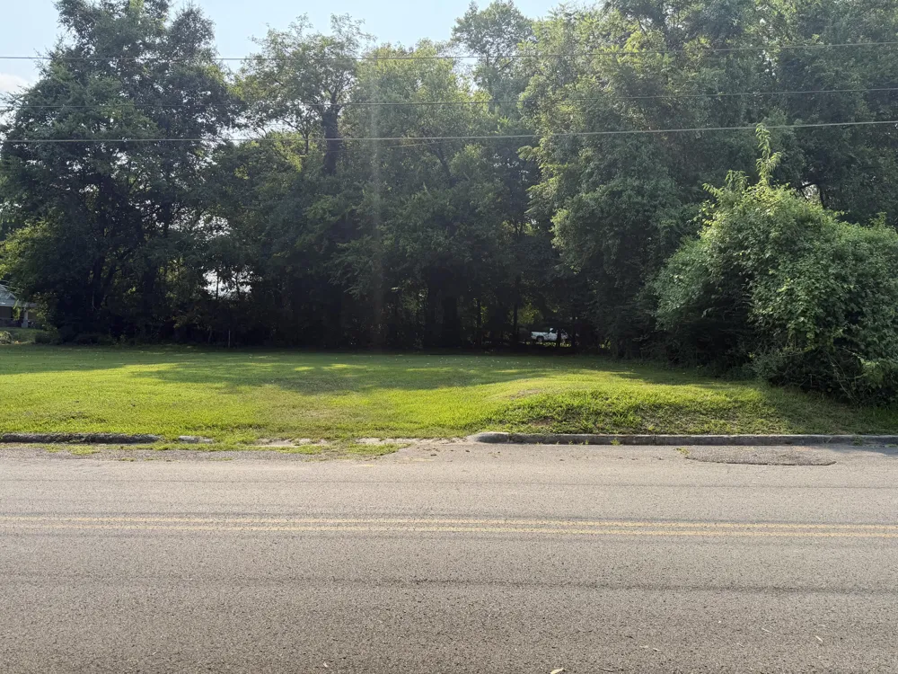 211 E Villanow Street LaFayette, GA 30728