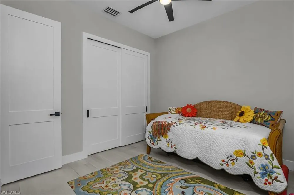2286 2nd Avenue SE Naples, FL 34117