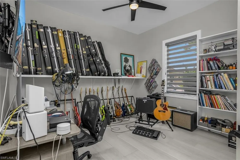 2286 2nd Avenue SE Naples, FL 34117