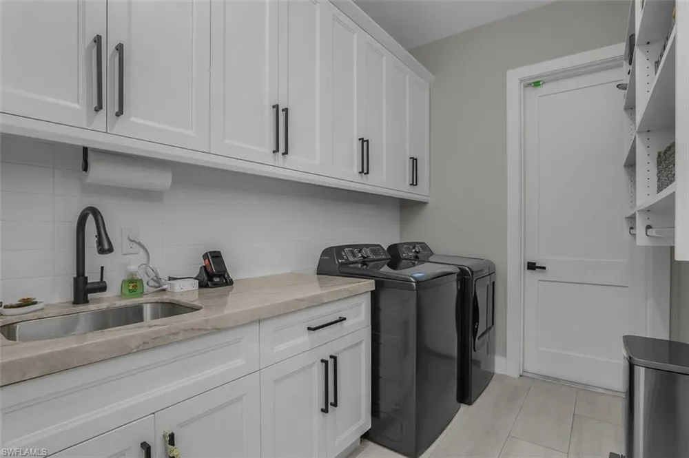 2286 2nd Avenue SE Naples, FL 34117