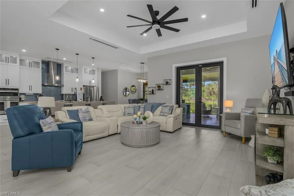 2286 2nd Avenue SE Naples, FL 34117