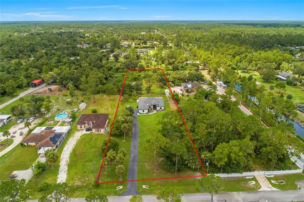 2286 2nd Avenue SE Naples, FL 34117