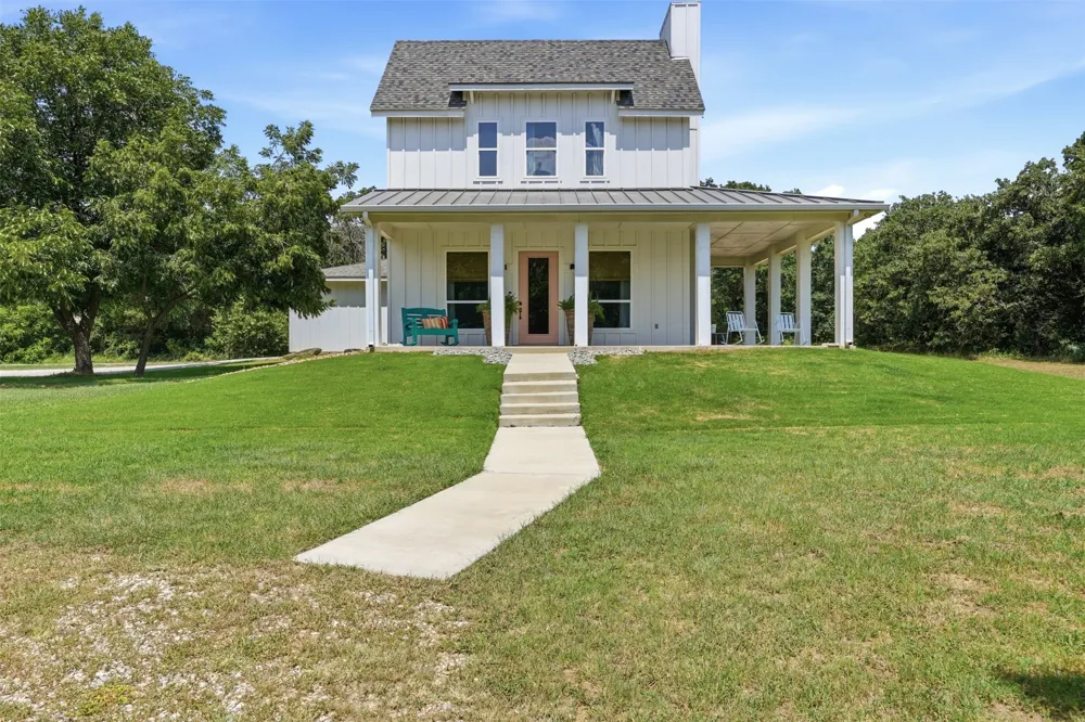 1000 Cool Ranch Lane Millsap, TX 76066