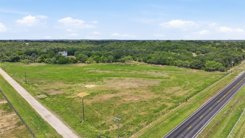 1000 Cool Ranch Lane Millsap, TX 76066