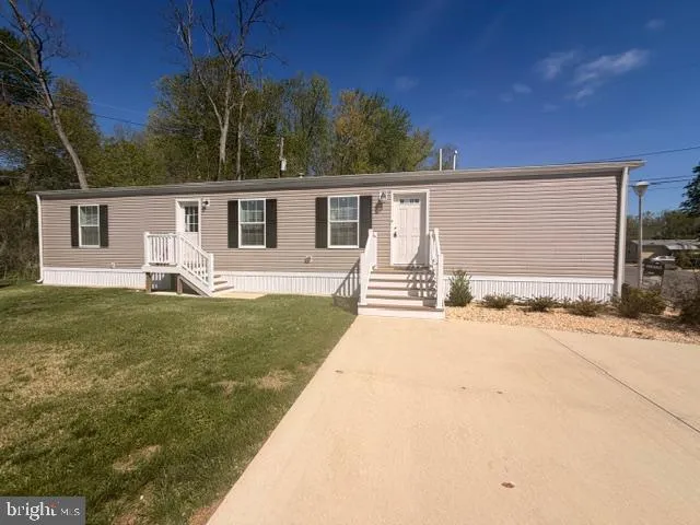 194 JACOBSTOWN NEW EGYPT ROAD Wrightstown, NJ 08562