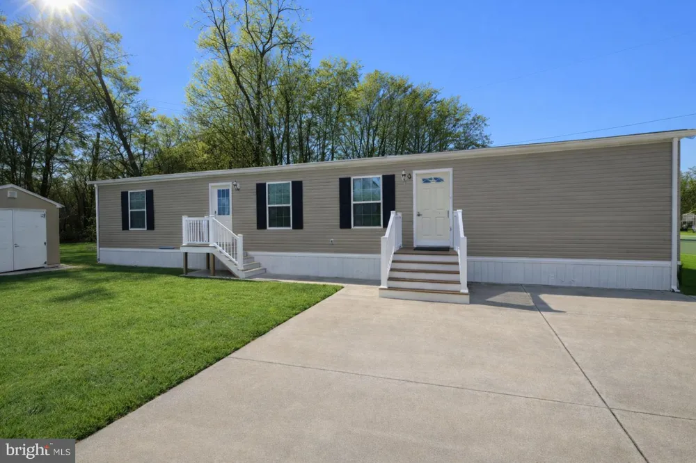 194 JACOBSTOWN NEW EGYPT ROAD Wrightstown, NJ 08562