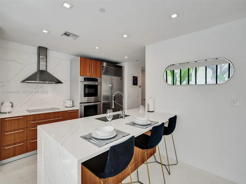 6103 Aqua Ave #107 Miami Beach, FL 33141