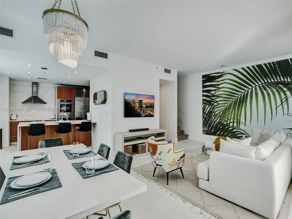 6103 Aqua Ave #107 Miami Beach, FL 33141