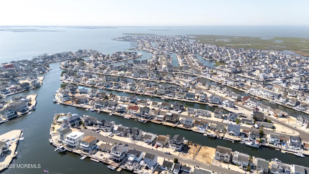 45 Frank Drive Beach Haven West, NJ 08050