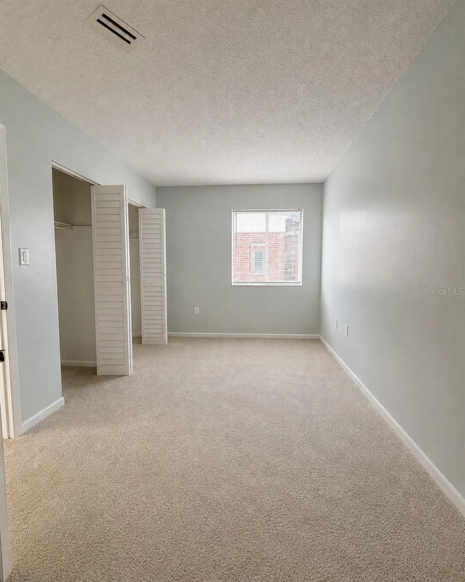 5032 DOWNING STREET #10 Orlando, FL 32839
