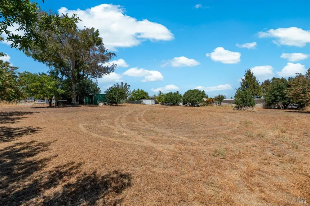 7582 Putman Road Vacaville, CA 95688