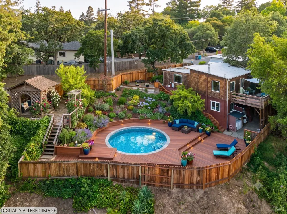 9312 Champs De Elysees Forestville, CA 95436