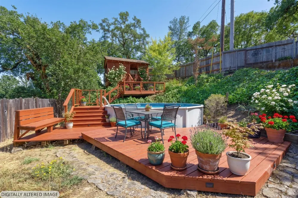 9312 Champs De Elysees Forestville, CA 95436