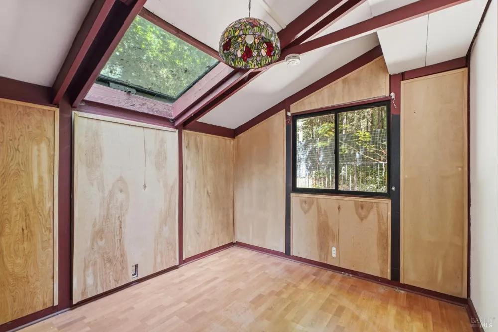 11241 Vellutini Road Forestville, CA 95436