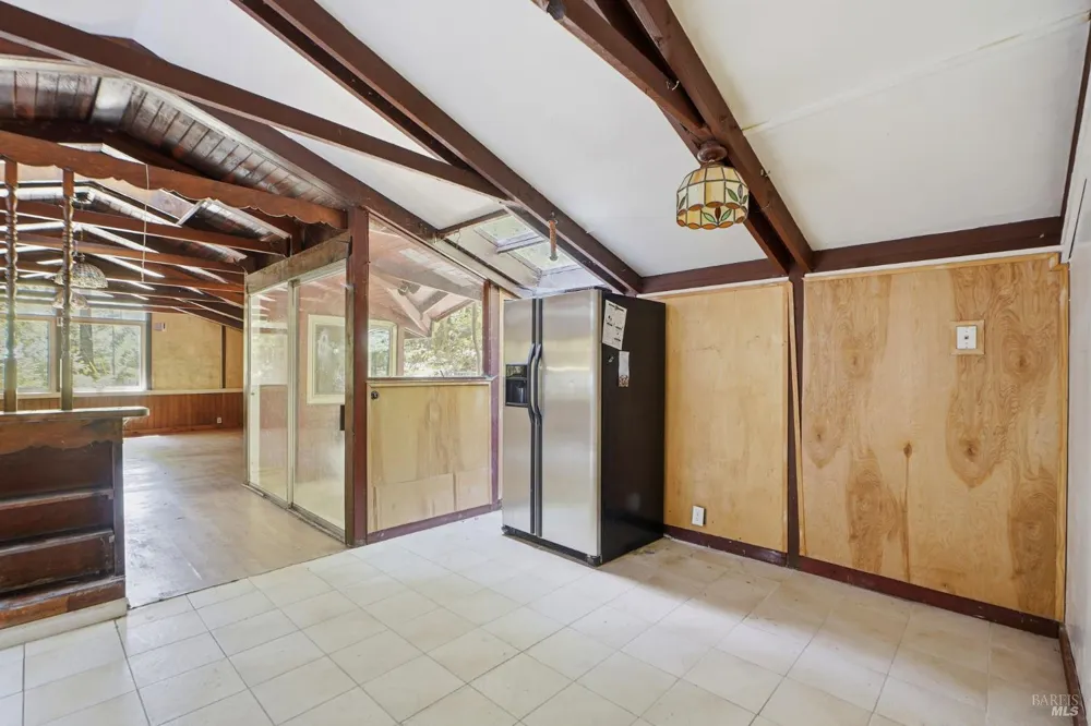 11241 Vellutini Road Forestville, CA 95436