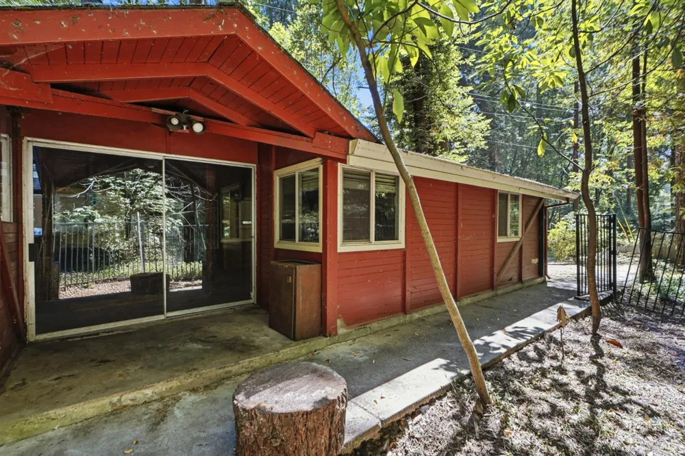 11241 Vellutini Road Forestville, CA 95436